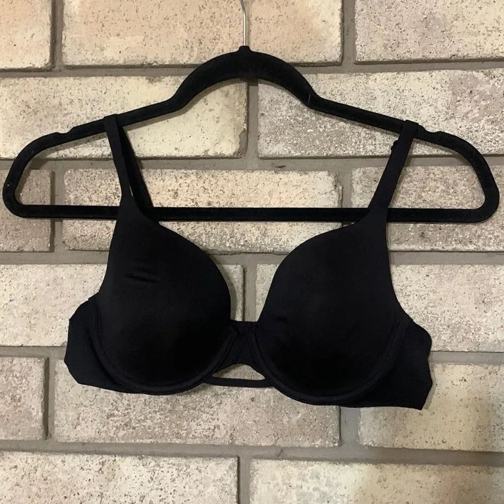 3for$20 bra has underwire small